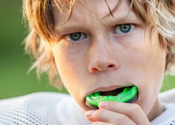 Why Athletes Need to Wear Mouth Guards